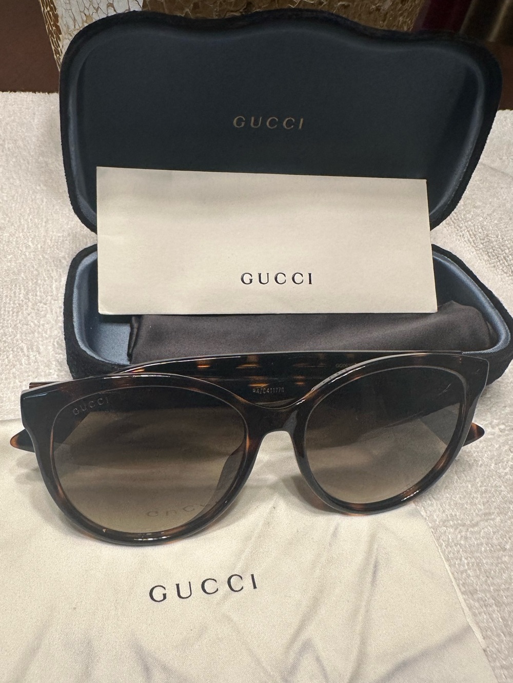Gucci GG0636SK Havana Tortoise Sunglasses Gold GG Logo w/ Case